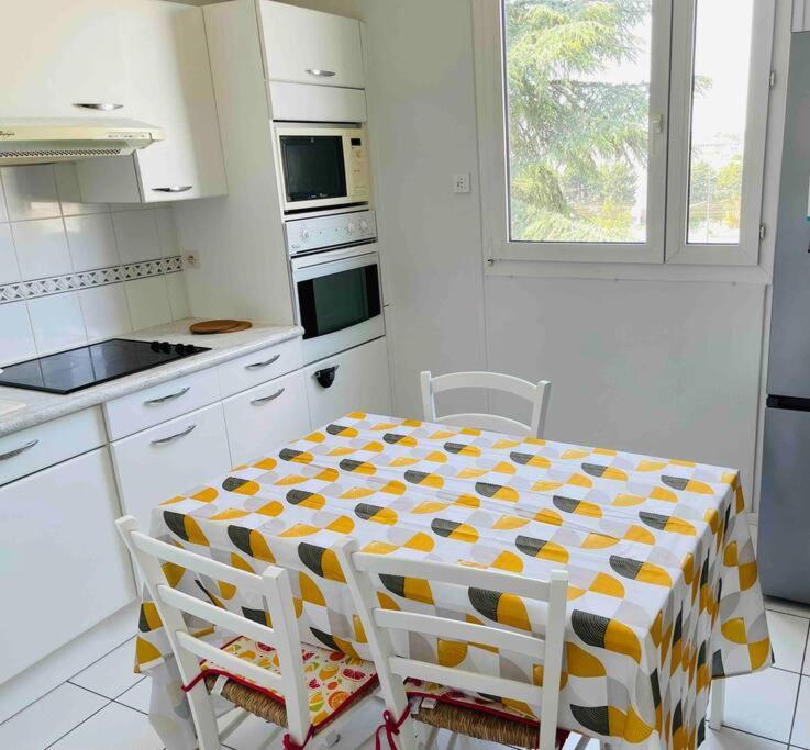Appartement Place Verdun - Tours Extérieur photo